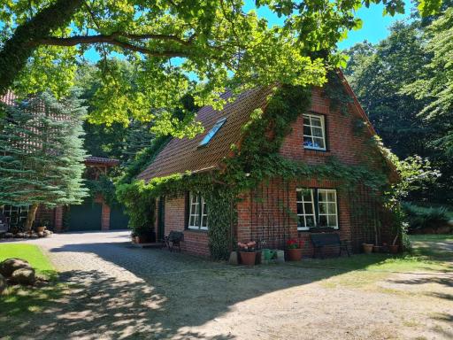 4 Sterne-Haus am See - Housity