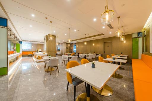 Atour Hotel Langfang Railway Station - Housity