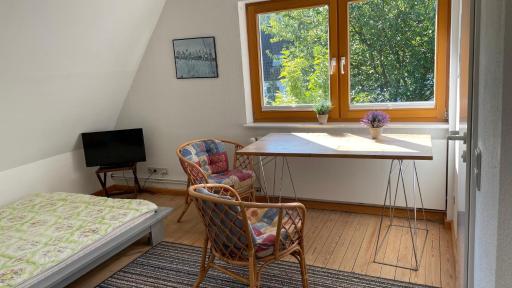 Ruhiges Zimmer zentral - Housity