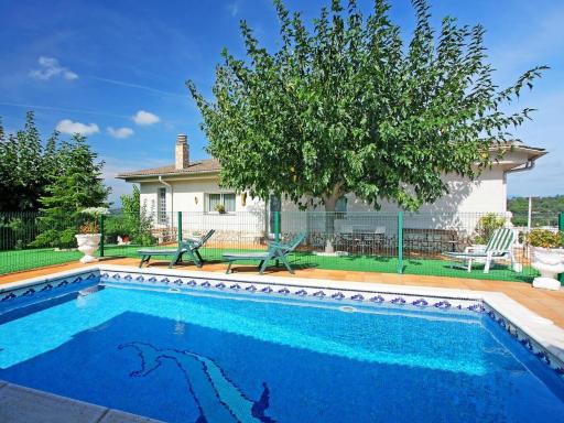 Mulberry Lux House, Preciosa zona exterior con Piscina y Barbacoa - Housity