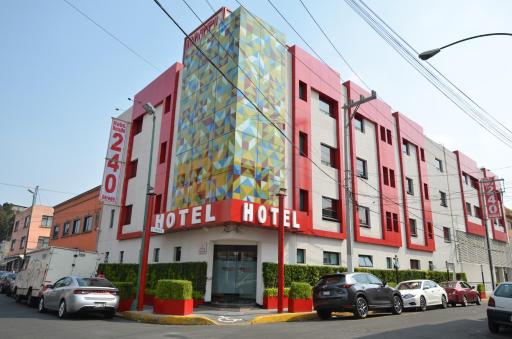 Hotel La Villa •Solo Adultos - Housity