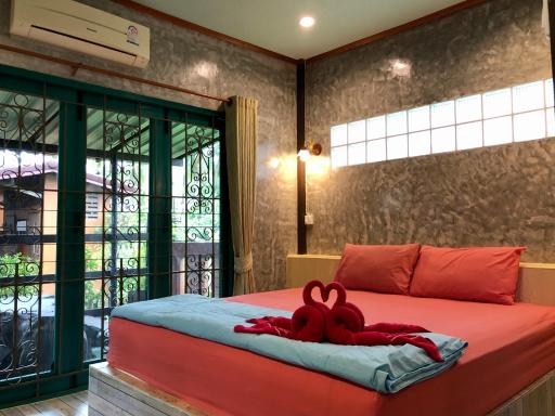 Pop riverside trat - Housity