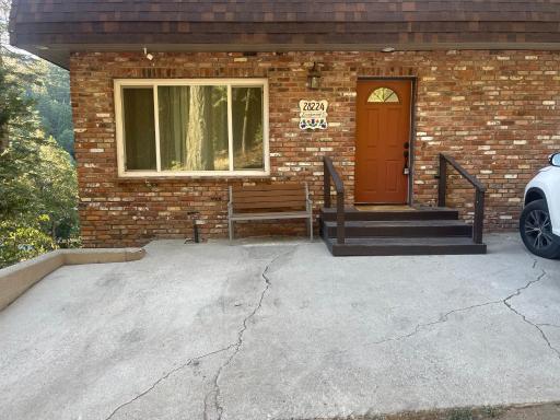 Lazy Bear Cabin - Housity