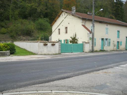 Gîte Saint-Amand-sur-Ornain, 4 pièces, 6 personnes - FR-1-585-56 - Housity
