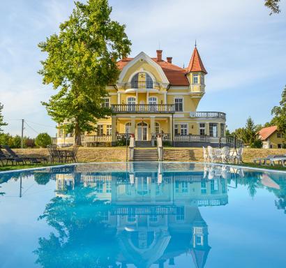 Boros Kastély Vendégház - Housity