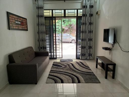 ADAMAYRAA HOMESTAY Tanah Merah - Housity