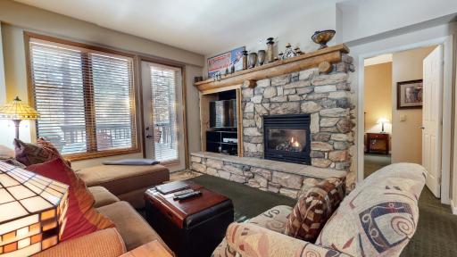 Mammoth Green #111 condo - Housity