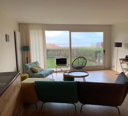 Appartement OP het strand, enfin, zo goed als... - Housity