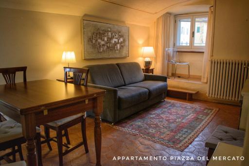 Appartamento Piazza del Mercato - Housity
