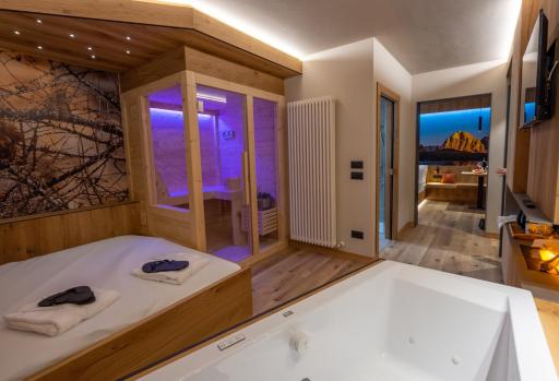 Teverone Suites & Wellness - Housity