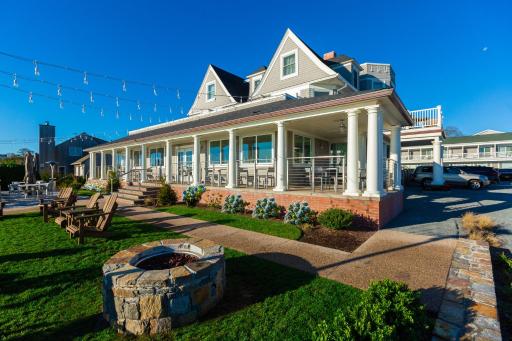 The Shore House - Housity