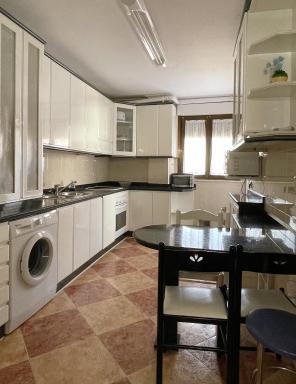 CÓMODO alojamiento en Alba de Tormes - Housity