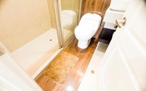 La Casa Torres Suites B & B - Housity