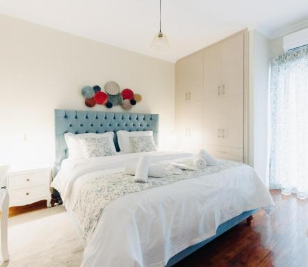 Best House Saint John, New Port of Patras - Housity