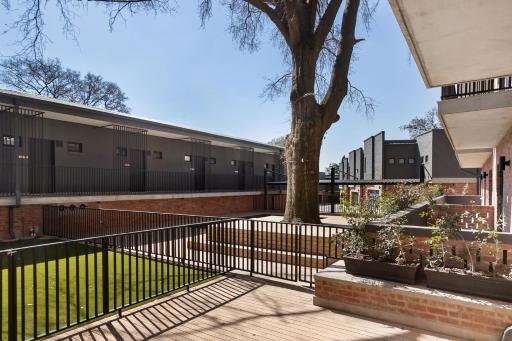 Hyde Park House Apartments - Housity