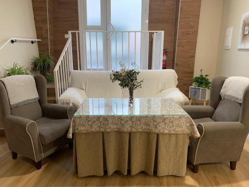 Apartamentos La Unión - Housity