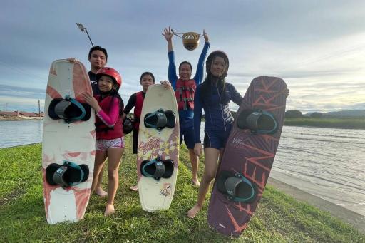 RS Escape in Deca Clark with Private Pool, 2BR, 1 Office, Netflix and 45MBPSWifi - Housity