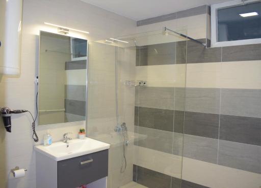 Tea's Apartment, Skopje City - Centre - Housity