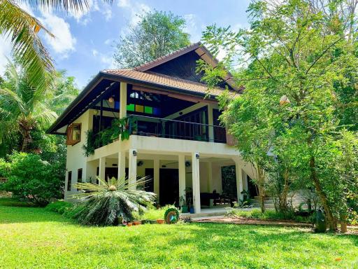 VillaVarin Ko Jum - Nature, Space & Luxury - Housity
