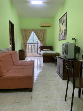 One Bedroom Suria Hotel Bukit Merah - Housity