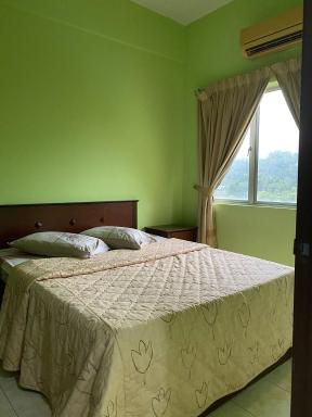 One Bedroom Suria Hotel Bukit Merah - Housity