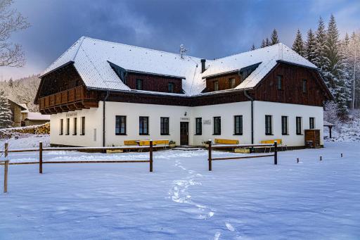 Dvůr Lískový vrch - Housity