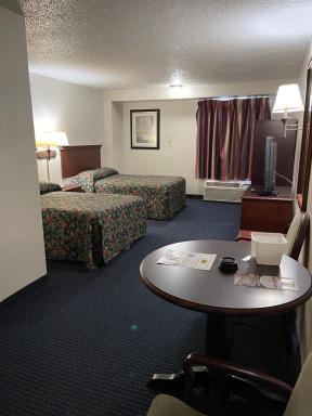 Budget Inn Temple Hills - Housity