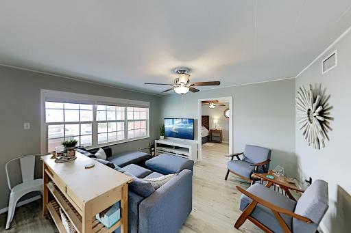 The Mermaid Cove - Housity
