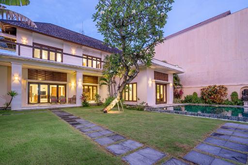 Bali Villa Lotus - Housity