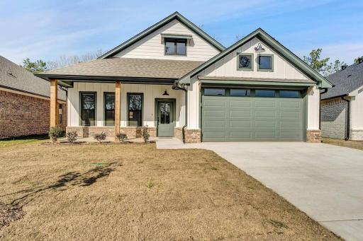 Alamo Luxury Living up to 11 - Housity