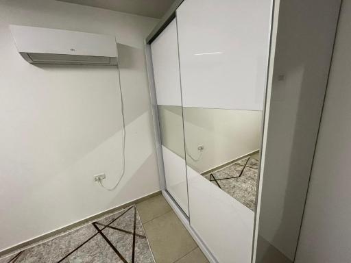Queen's apartment - Housity