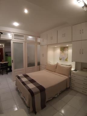 Copacabana, 1 quarto vista mar confortavel 100m da praia - Housity
