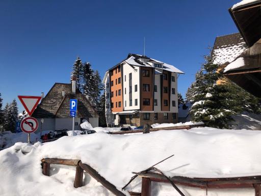 Vila Montana Kopaonik Apartman 6 - Housity