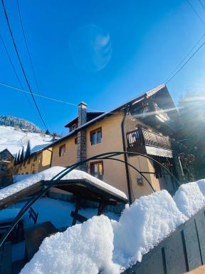 Casa din Vale - Housity