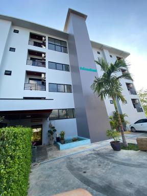 Tha-ruea Residence - Housity