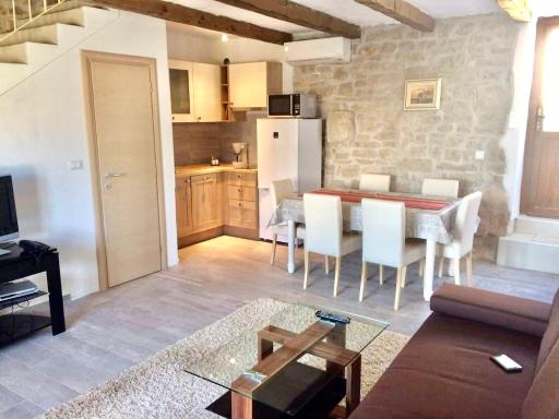 Charming old Istrian stone house - Housity