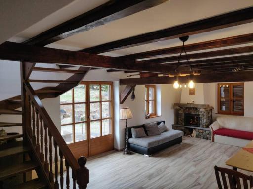 CRYSTAL CLEAR AIR, TRANQUILITY & STUNNING SUNSETS - Housity