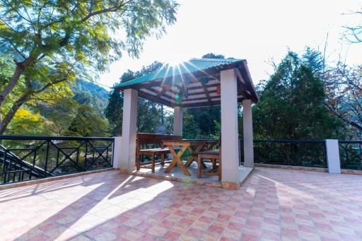 The Camphor Tree Lakefront Jungle Lodge by Earthaa Escapes - Housity