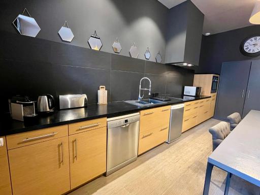 Le Show Room - Housity