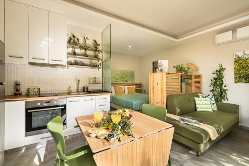 Olive Lemon Biophilic House & Lush Forest Garden - Housity