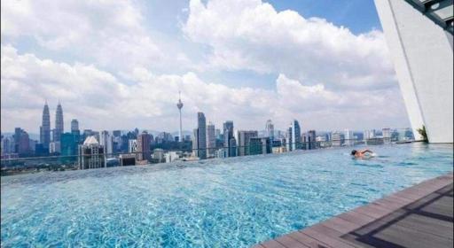 Regalia Suites with Infinity Pool KL - by Staycation Homes - Housity