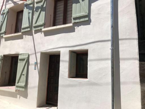 Charmante maison de village avec toit terrasse - Housity