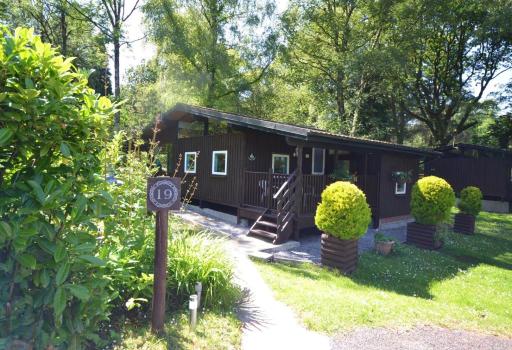 Caban Coetir - Housity