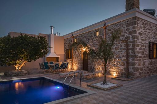 Villa Anaflo - Housity