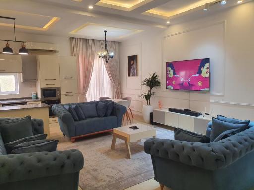 Tamarind Suites at Jamieson Court Apartment - Housity