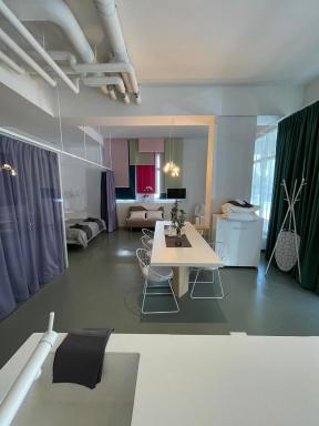 Main Station Design Loft Style Apartment - Housity