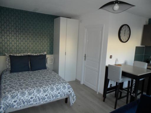 Appartement spacieux en résidence calme , parking gratuit - Housity