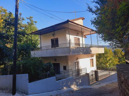 House in Lozetsi Village - Housity