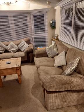Devon Hills - Housity