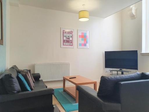 Central Apartments - Spacious 2 Beds - Housity